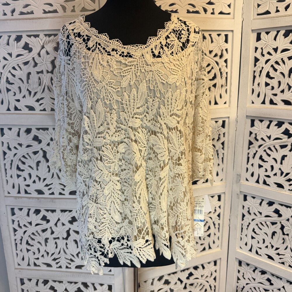 NWT Cream colored tank with lace overlay XL Skye's the Limit Shirt